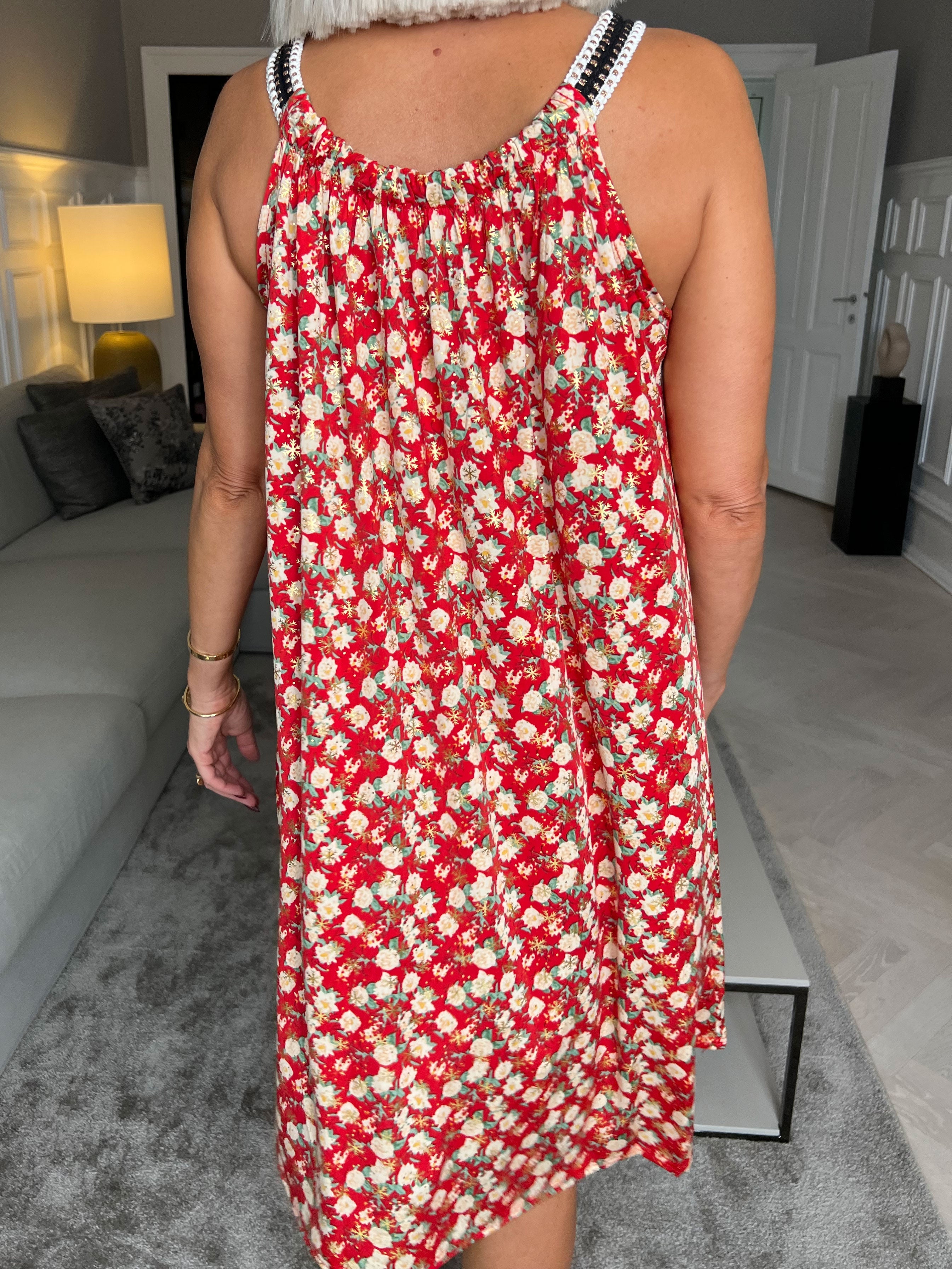 Asta Flower - Klänning med elastiskt band och blommigt tryck